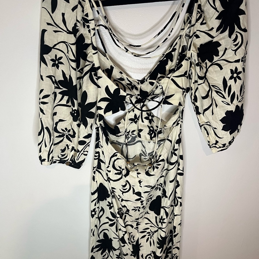 NWT_ZARA WOMAN LINEN BLEND FLORAL MIDI DRESS Ecru/Black |Size Medium